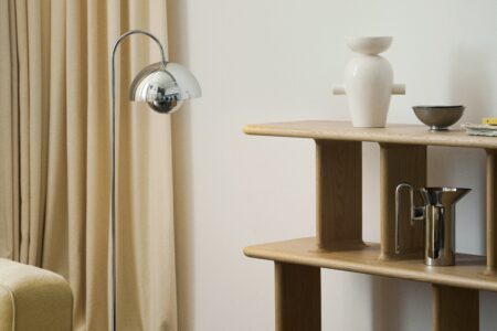 Mise en situation Lampadaire Flowerpot chromé