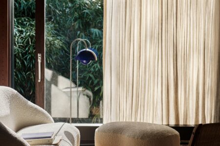 Mise en situation Lampadaire Flowerpot bleu cobalt