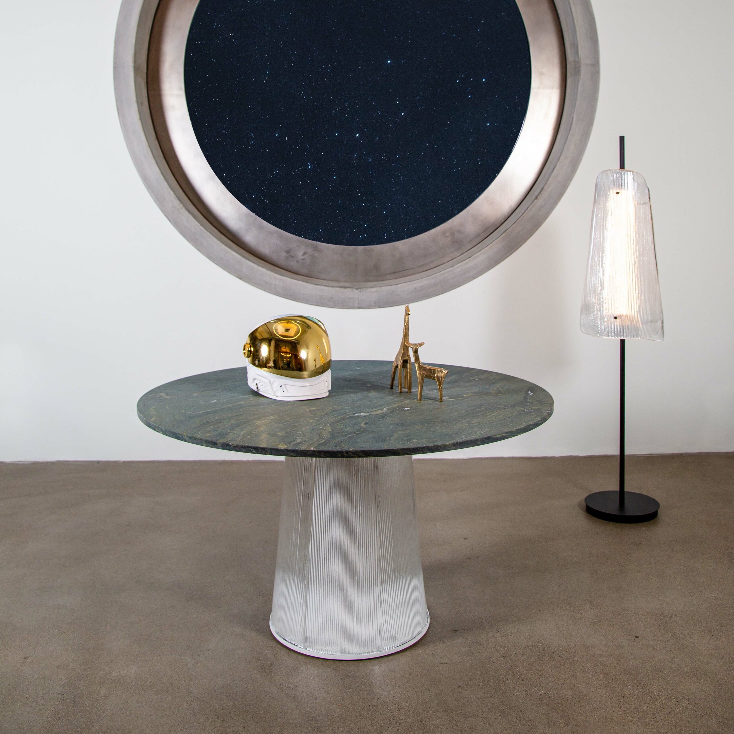 BentDiningTable_Lifestyle7_pulpo