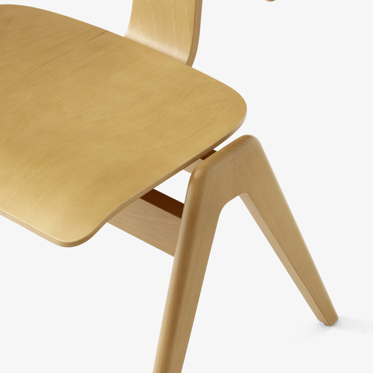 Daystak-Side-Chair-RD1_Beech_detail-1200x1600