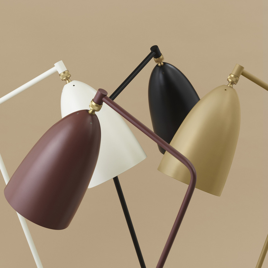 Gräshoppa_Floor_lamp_Olive_brown4