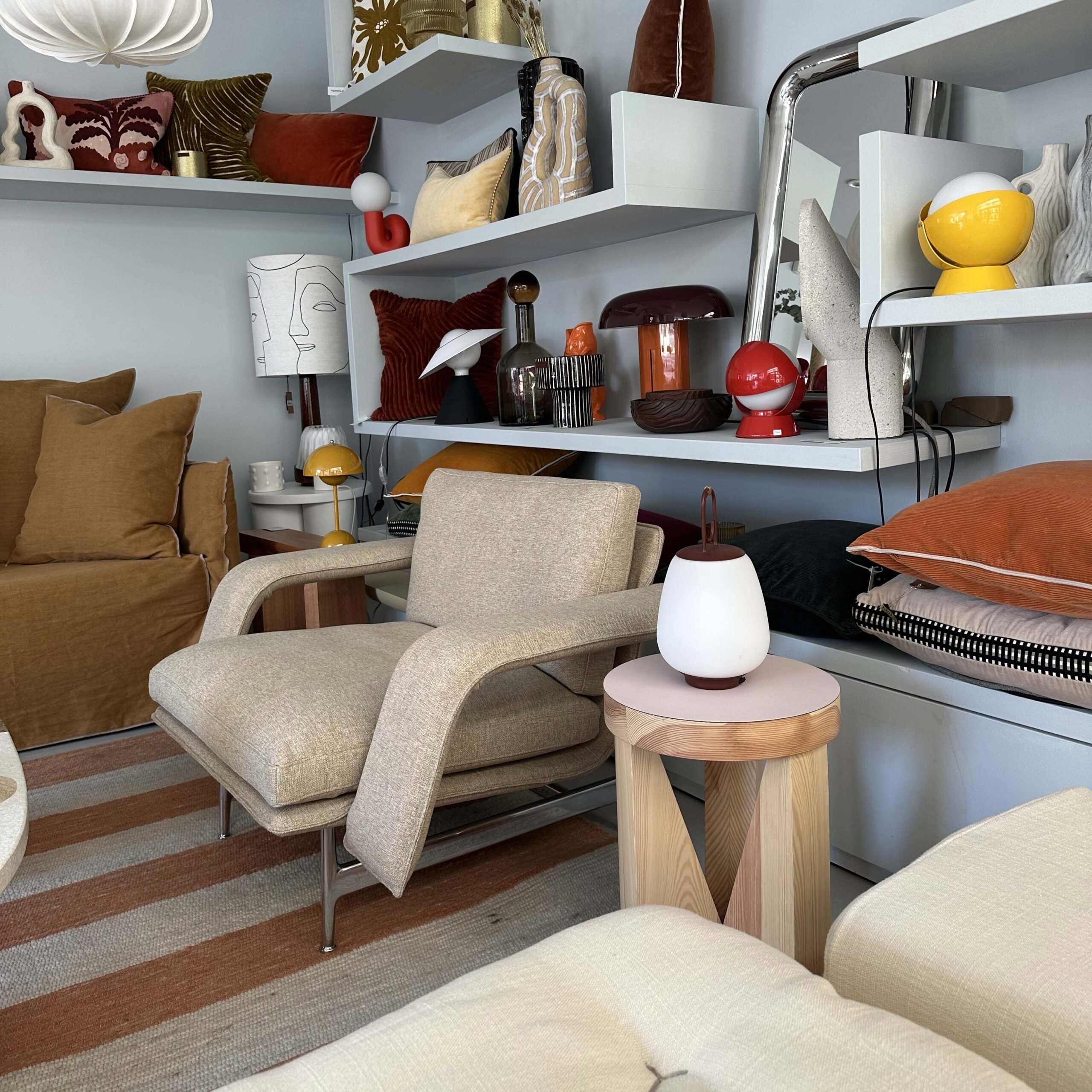 fauteui-meantime-claytissu-andtradition